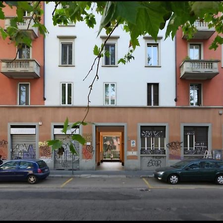 La Nostra Casa In Corte Milan Luaran gambar